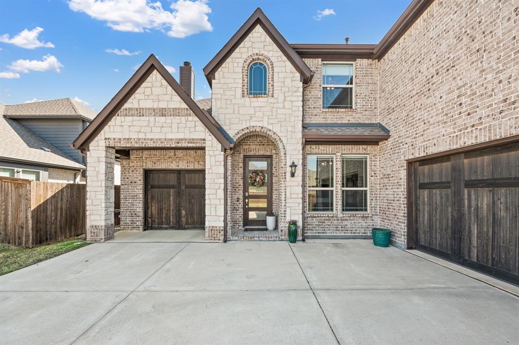 11504 Colonial Trace Road Fort Worth, TX 76244 - Photo 3 of 39