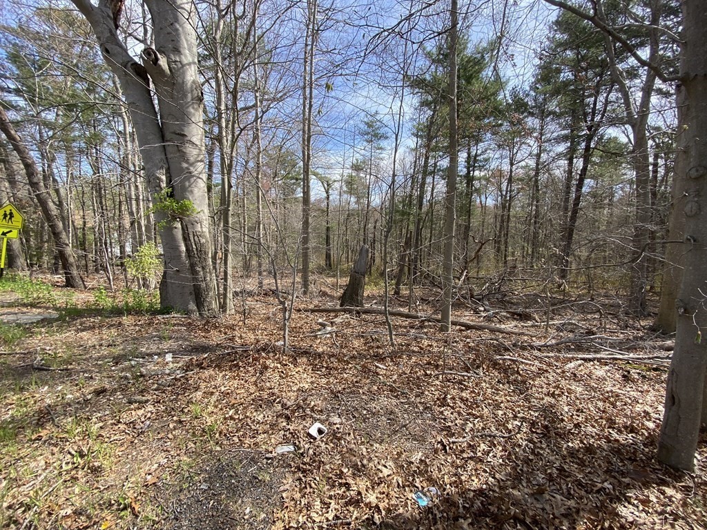 200 Cross Road Dartmouth, MA 02747 - Photo 6 of 6 Gallery Image 6
