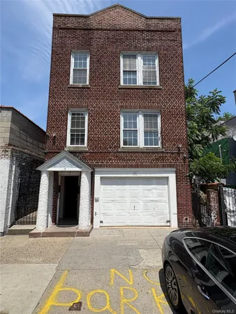 $1,400,000 | 7 East 181st Street | Tremont