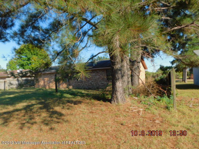 1438 Ponderosa Road Lambert, MS 38643 - Photo 4 of 12 DSCN4970