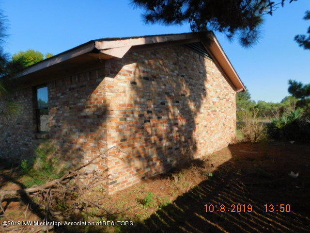 1438 Ponderosa Road Lambert, MS 38643 - Photo 5 of 12 DSCN4972
