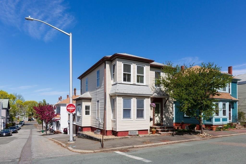 26 Mulberry Street Beverly, MA 01915 - Photo 3 of 35