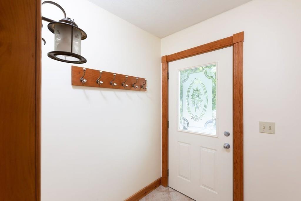 26 Mulberry Street Beverly, MA 01915 - Photo 5 of 35