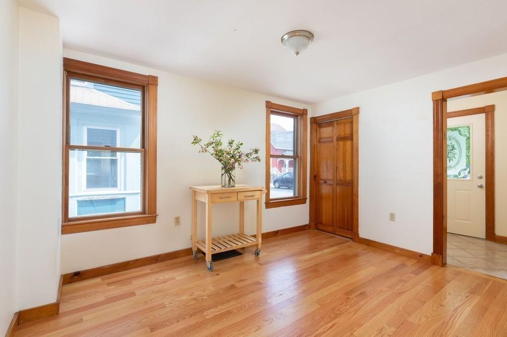 26 Mulberry Street Beverly, MA 01915 - Photo 8 of 35