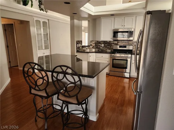 $2,000 | 10136 Thunder Rapids Court, Las Vegas, NV 89148