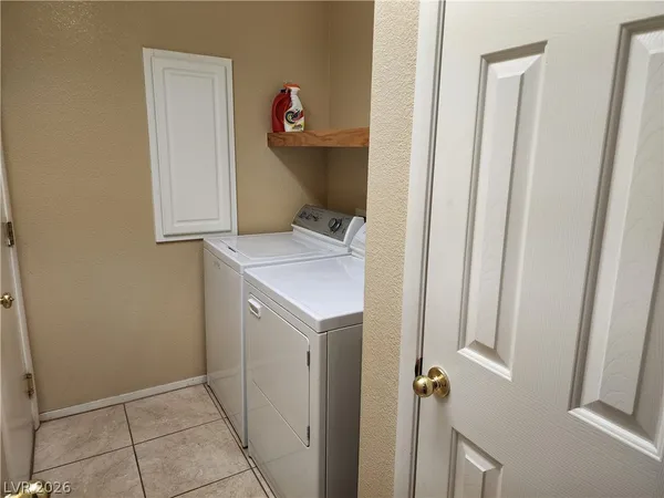 $2,000 | 10136 Thunder Rapids Court, Las Vegas, NV 89148