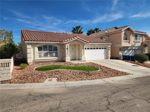$2,000 | 10136 Thunder Rapids Court, Las Vegas, NV 89148