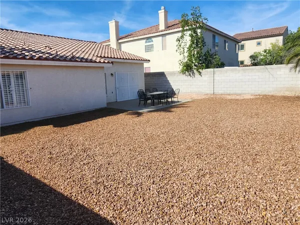 $2,000 | 10136 Thunder Rapids Court, Las Vegas, NV 89148