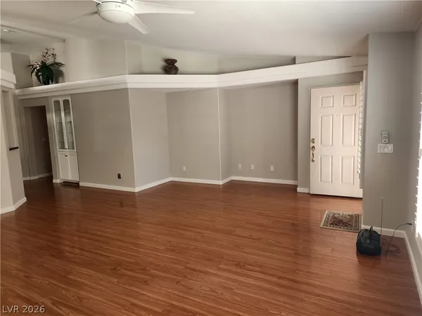 $2,000 | 10136 Thunder Rapids Court, Las Vegas, NV 89148