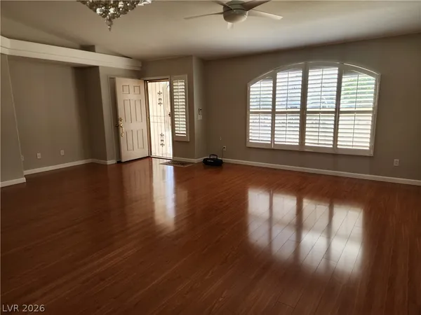 $2,000 | 10136 Thunder Rapids Court, Las Vegas, NV 89148