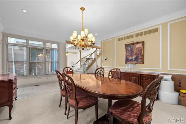 $949,000 | 260 Carlyle Lake Drive, Creve Coeur, MO 63141