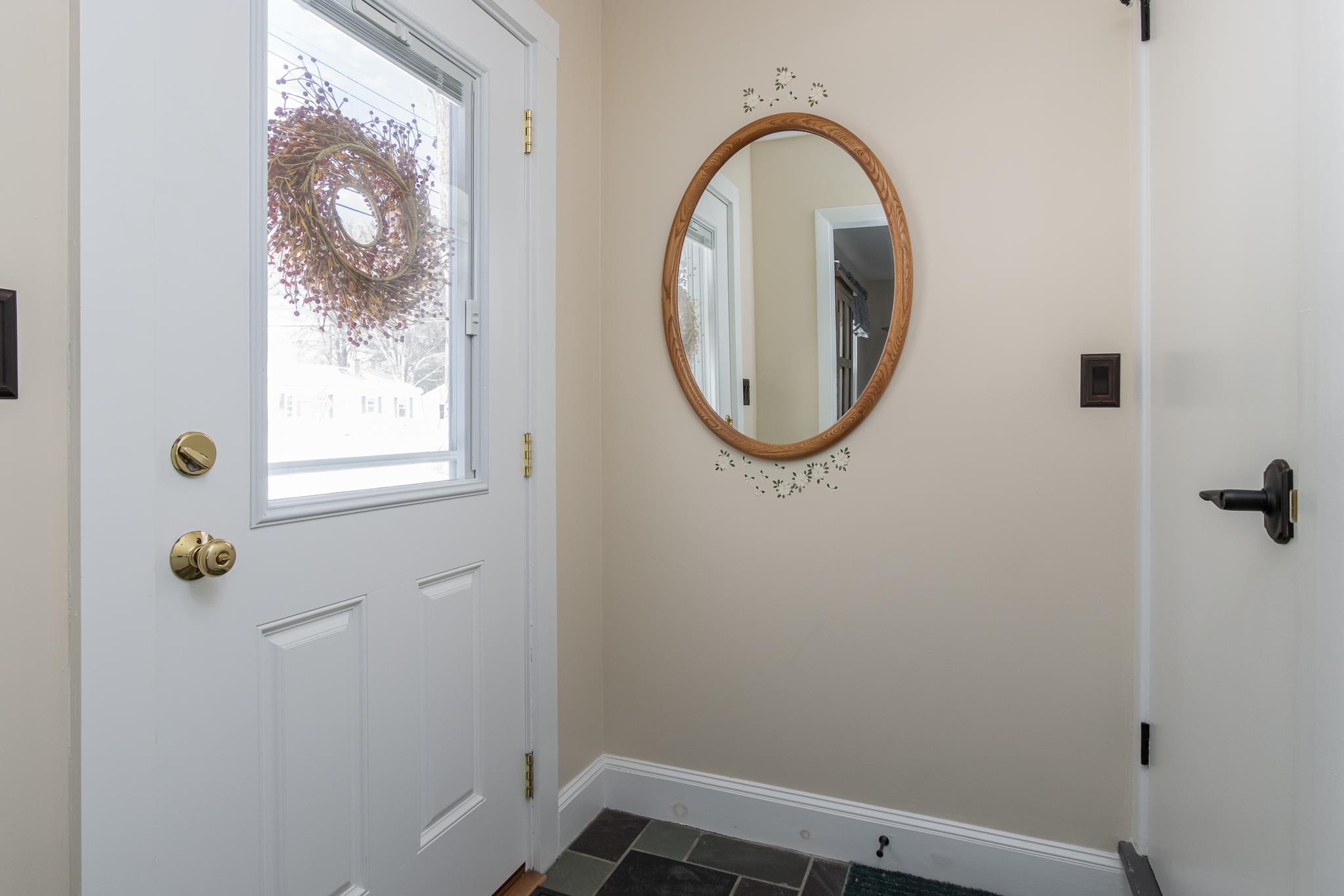 335 South Main Street Concord, NH 03301 - Photo 7 of 47
