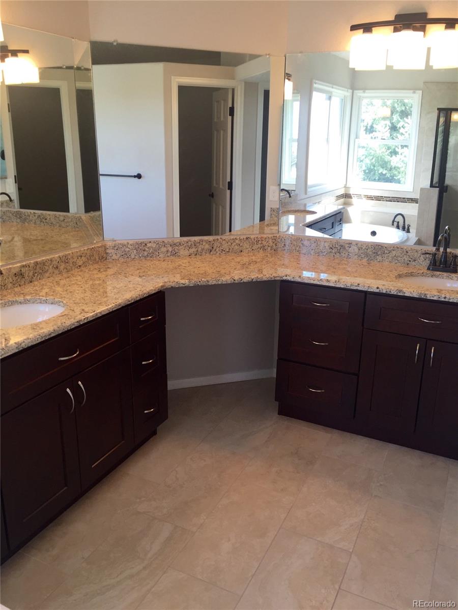 9827 Venneford Ranch Road Highlands Ranch, CO 80126 - Photo 24 of 35 Gallery Image 24
