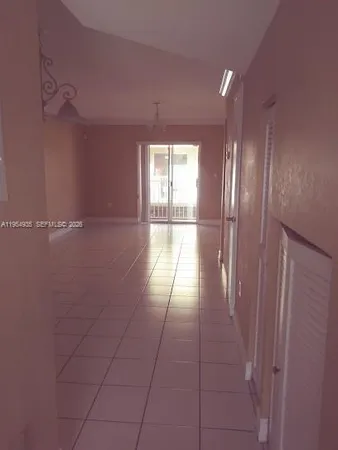 $2,100 | 3021 West 76th Street, Unit C212, Hialeah Gardens, FL 33018