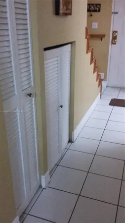 $2,100 | 3021 West 76th Street, Unit C212, Hialeah Gardens, FL 33018