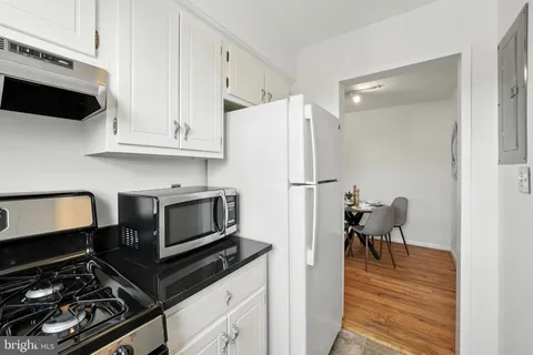 $199,900 | 2030 North Vermont Street, Unit 304, Arlington, VA 22207