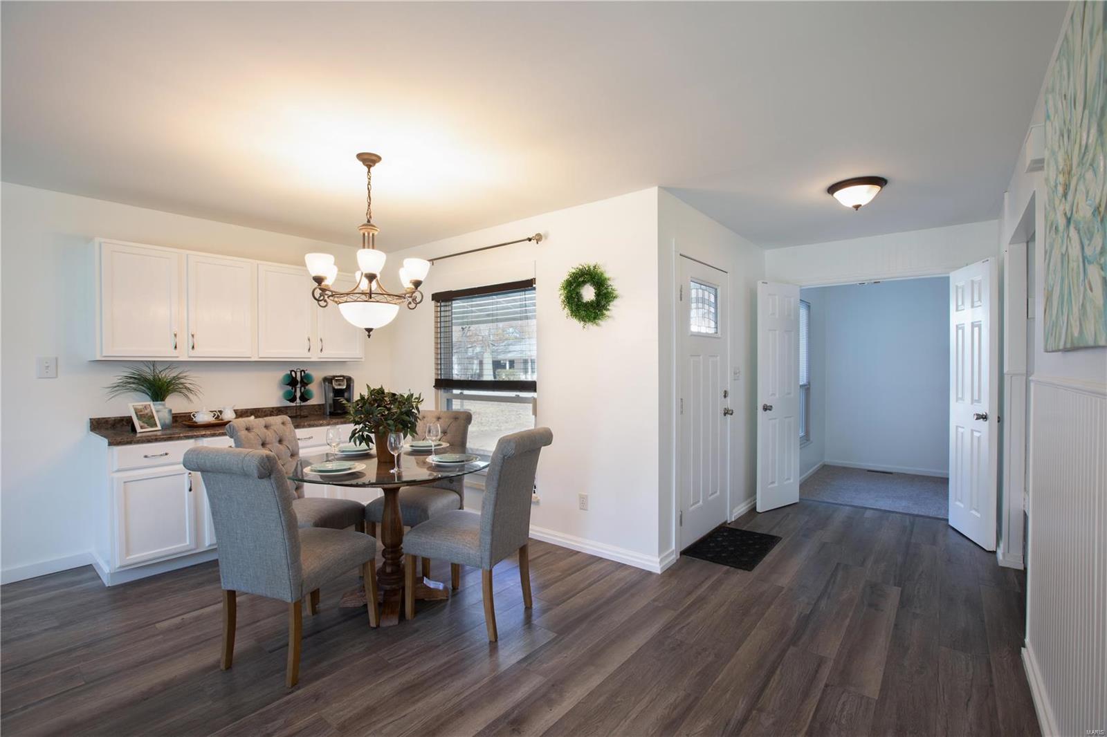 640 Lemonwood Drive Ballwin, MO 63021 - Photo 9 of 26