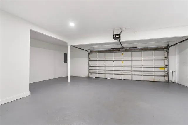 $5,850 | 202 South Shore Crest Drive, Tampa, FL 33609