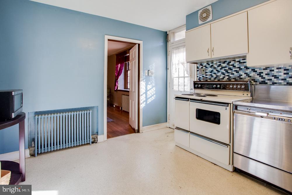 2317 Valley Road Harrisburg, PA 17104 - Photo 13 of 31 Gallery Image 13