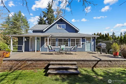 $899,999 | 23022 7th Avenue Southeast, Bothell, WA 98021