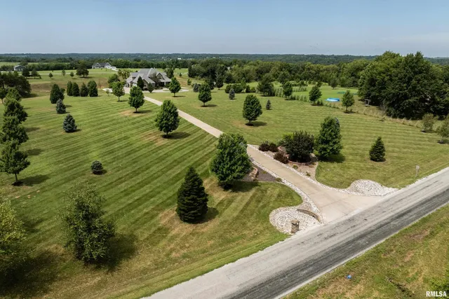 $760,000 | 3870 County Road 329, Palmyra, MO 63461