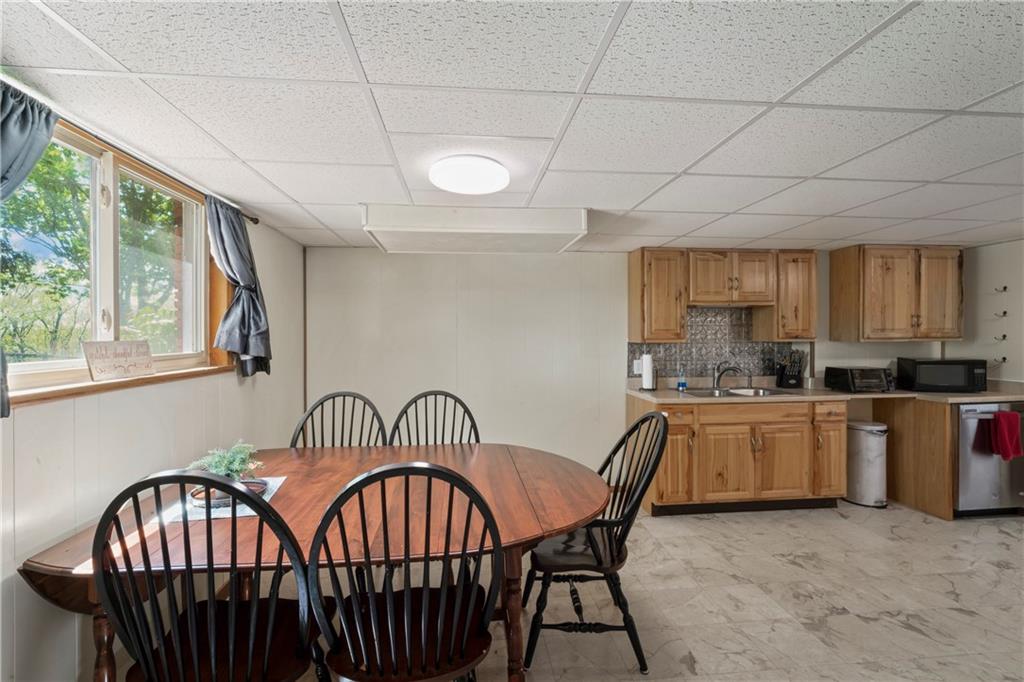 331 Old Hickory Ridge Road Washington, PA 15301 - Photo 23 of 25 Gallery Image 23