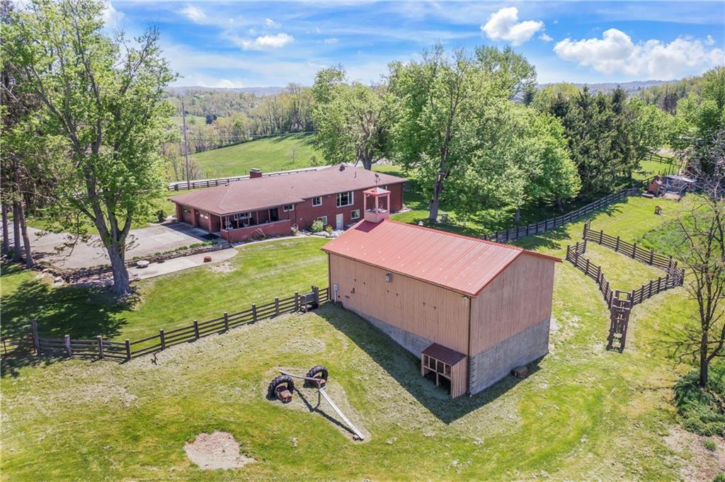 331 Old Hickory Ridge Road Washington, PA 15301 - Photo 4 of 25 Gallery Image 4