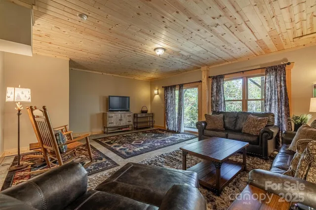 $619,900 | 1143 Grandview Peaks Drive, Nebo, NC 28761