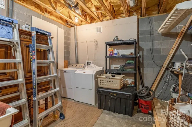 $619,900 | 1143 Grandview Peaks Drive, Nebo, NC 28761