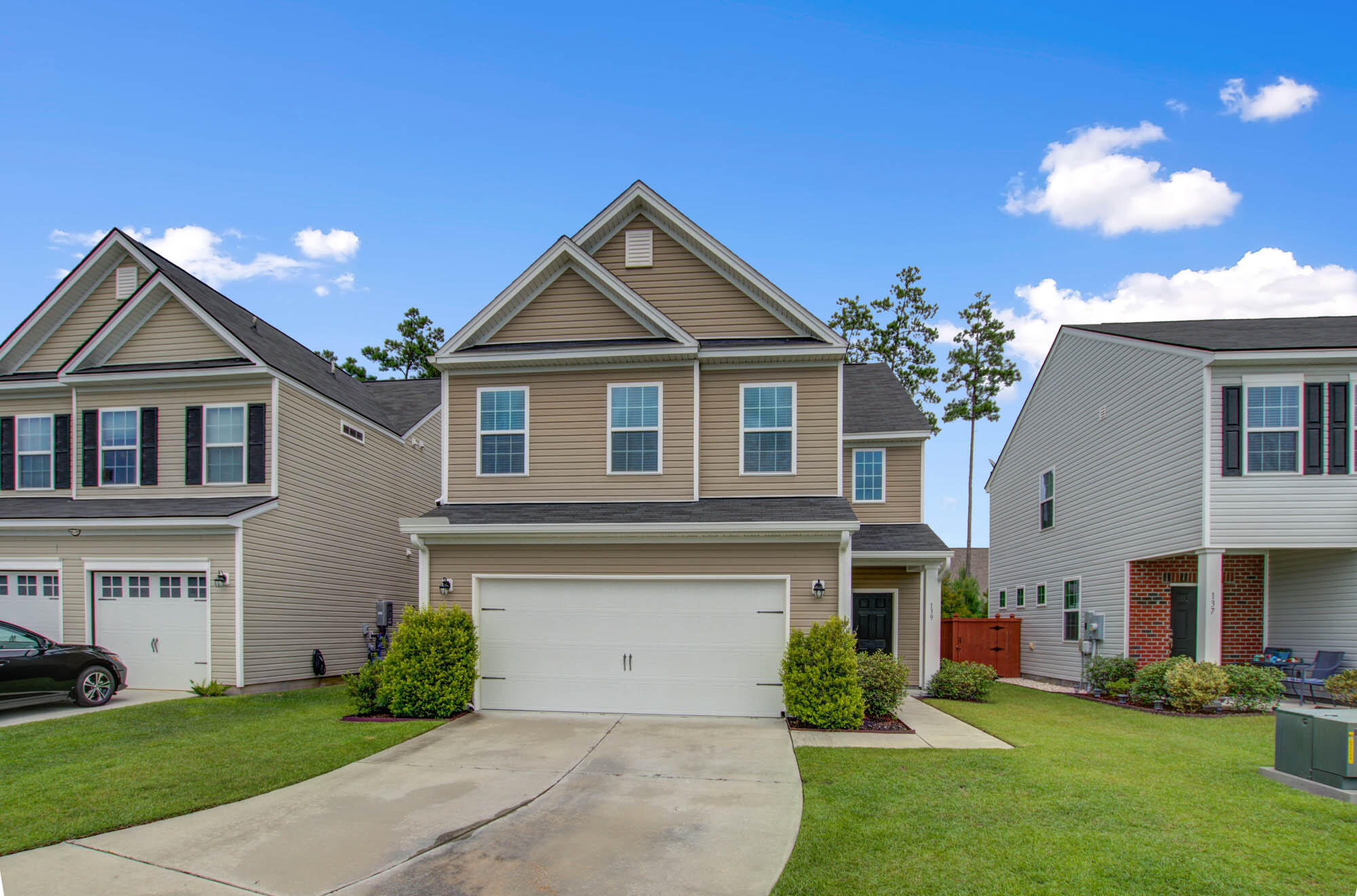 139 Radtko Road Summerville, SC 29486 - Photo 2 of 27 1