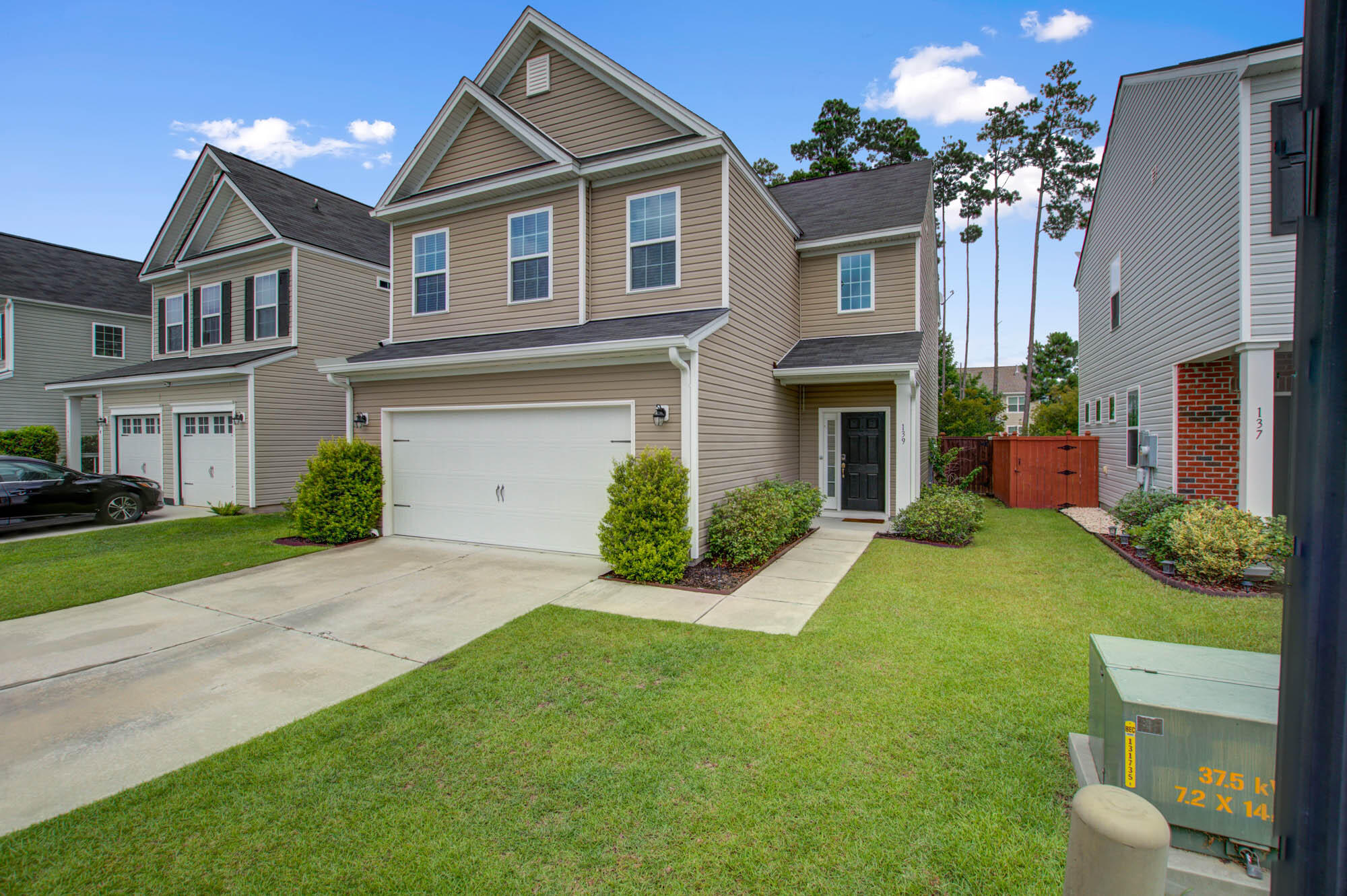139 Radtko Road Summerville, SC 29486 - Photo 4 of 27 3