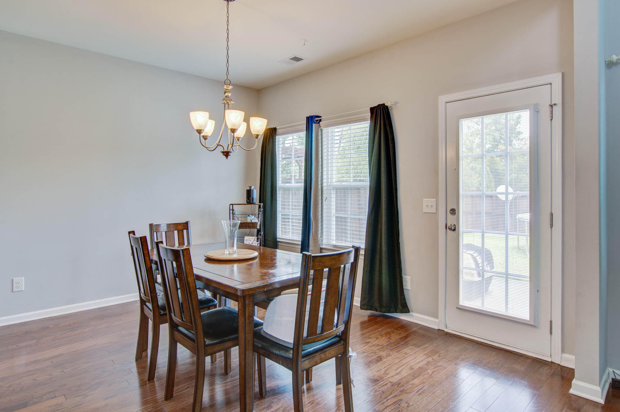 139 Radtko Road Summerville, SC 29486 - Photo 9 of 27 8