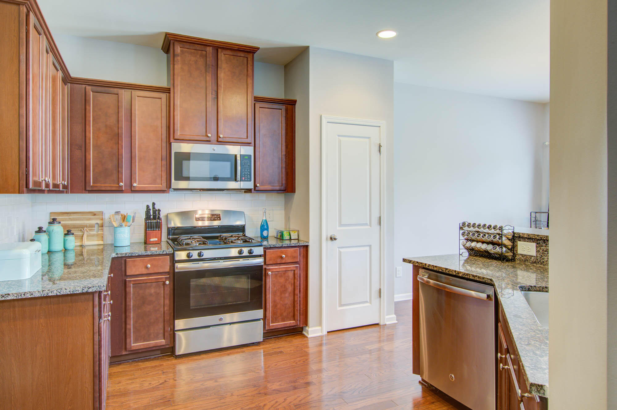 139 Radtko Road Summerville, SC 29486 - Photo 10 of 27 9