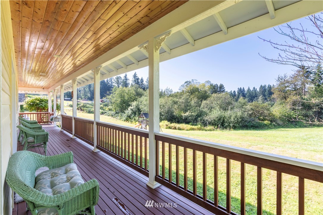 12911 Chain Lake Road Snohomish, WA 98290 - Photo 2 of 25