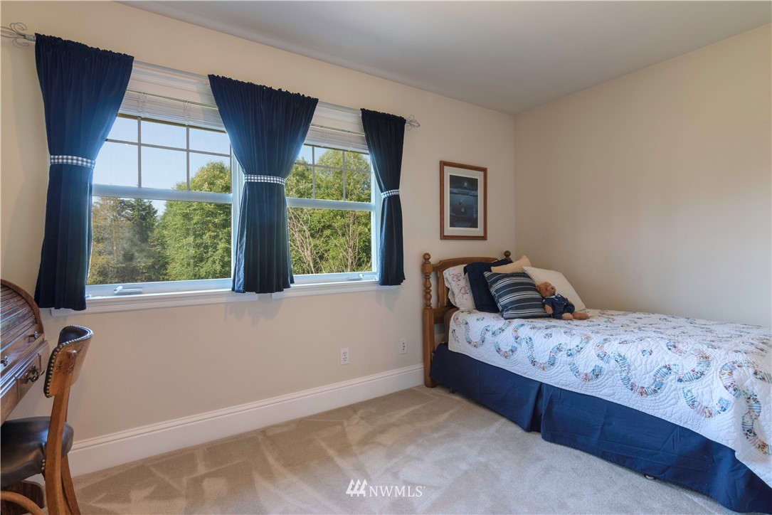 12911 Chain Lake Road Snohomish, WA 98290 - Photo 20 of 25