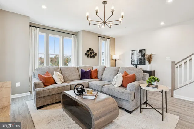 $425,120 | 10405 Harstad Place, Waldorf, MD 20603