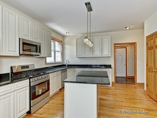 1753 Tanager Way Long Grove, IL 60047 - Photo 2 of 24