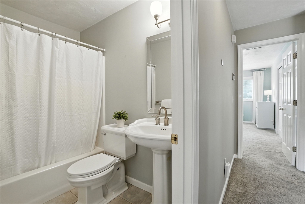 27 Solomon Pond Road, Unit A Northborough, MA 01532 - Photo 23 of 36