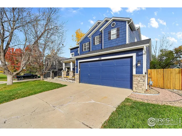 a house view with a outdoor space