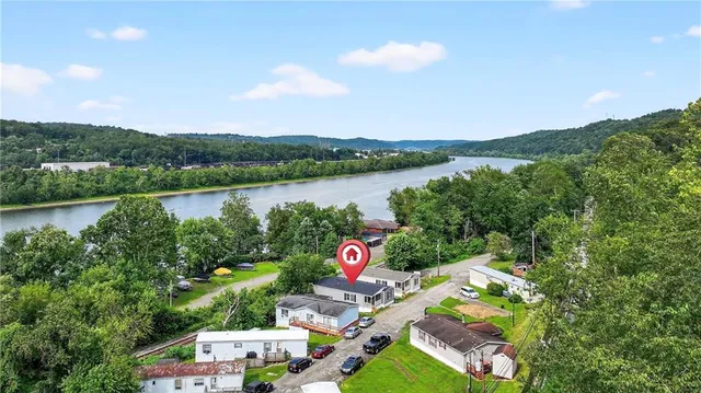 $130,000 | 16 Surf Drive, Unit 1, Bunola, PA 15020