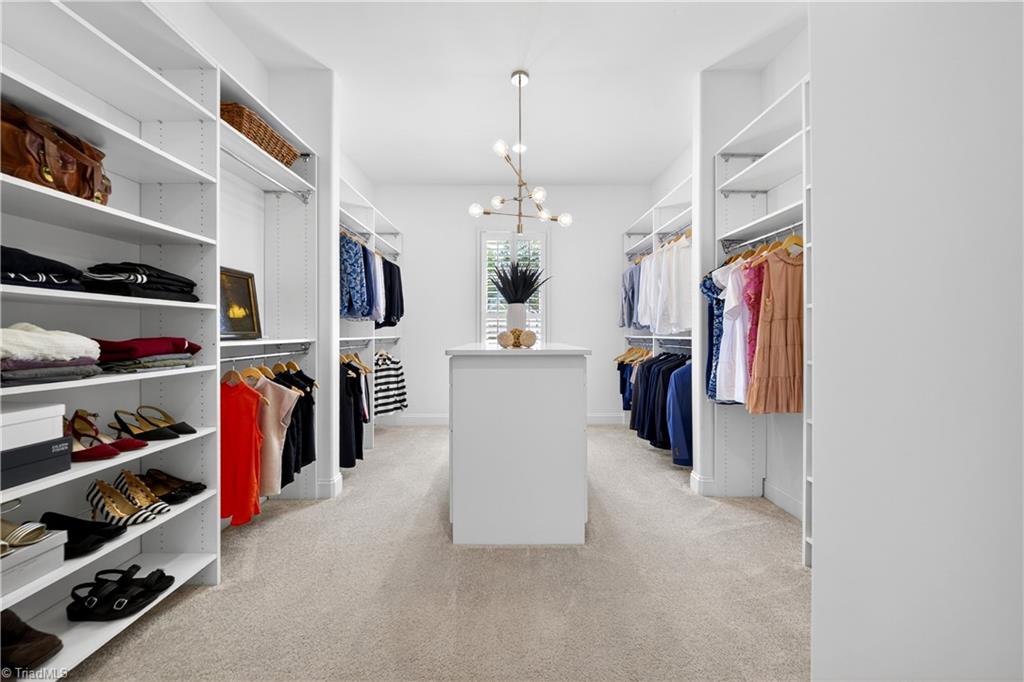 5585 Salem View Road Pfafftown, NC 27040 - Photo 23 of 41 Primary Closet