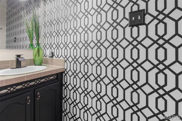 $320,000 | 106 Bridle Trail Drive, Robertsville, MO 63072