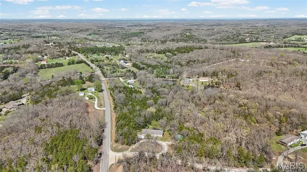 $320,000 | 106 Bridle Trail Drive, Robertsville, MO 63072