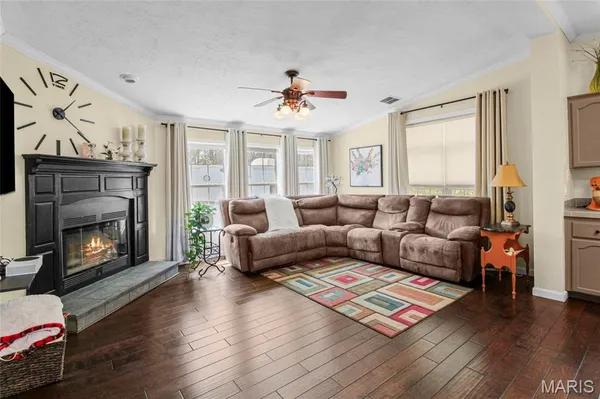 $320,000 | 106 Bridle Trail Drive, Robertsville, MO 63072