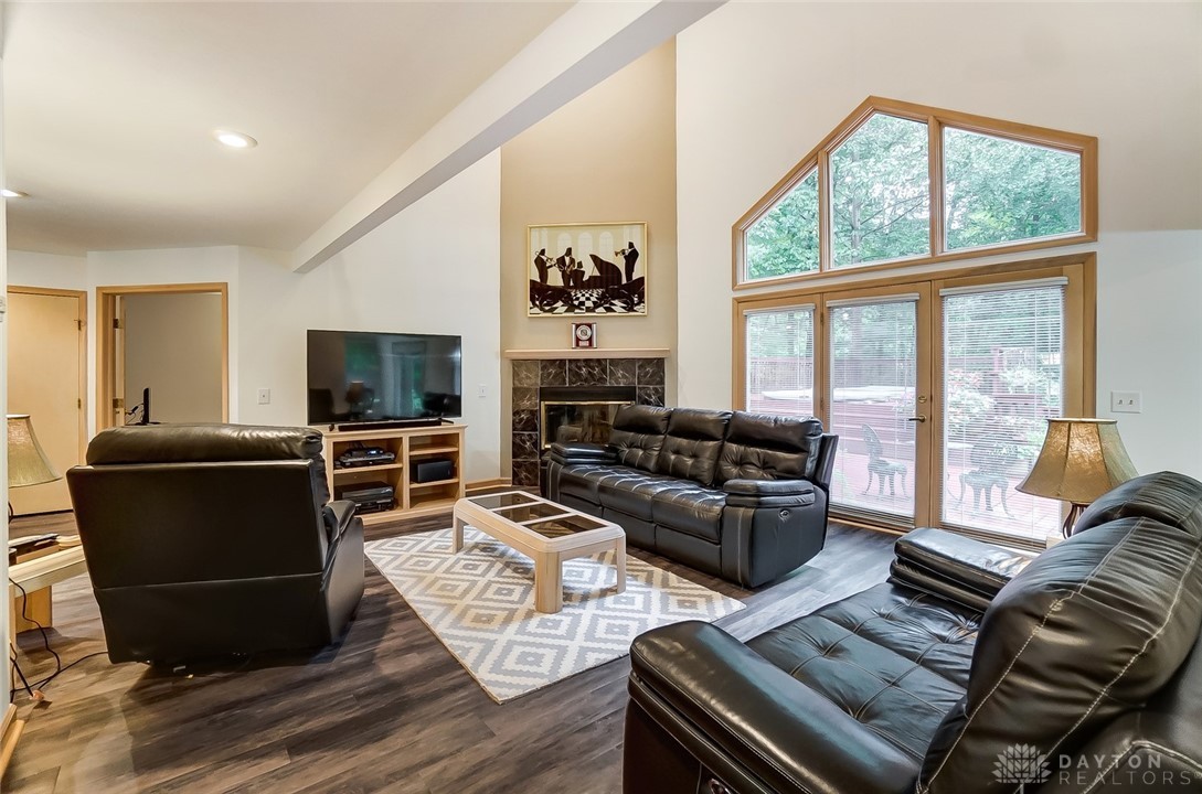 8585 Ridge Creek Court Springboro, OH 45066 - Photo 13 of 58 Gallery Image 13