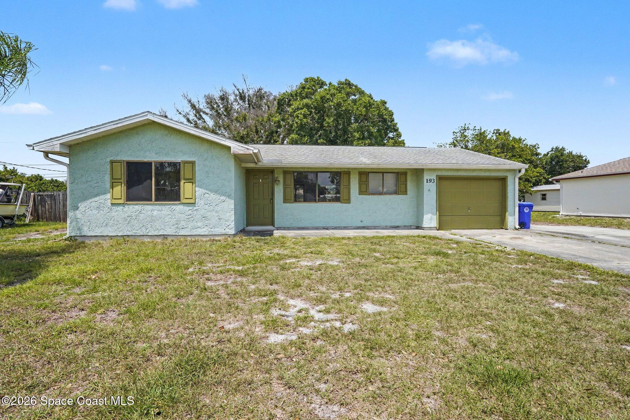 193 Mabry Street Sebastian, FL 32958 - Photo 2 of 25 002_file_9789