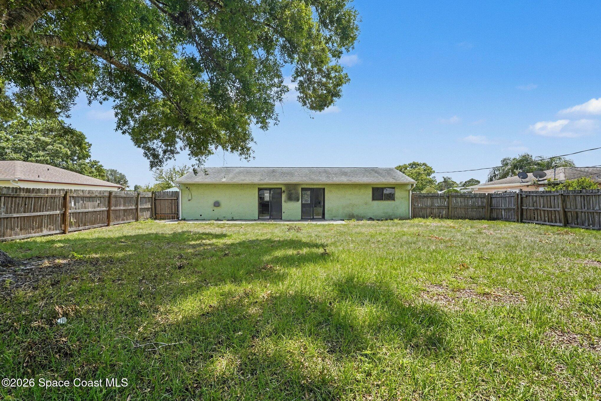 193 Mabry Street Sebastian, FL 32958 - Photo 22 of 25 022_file_6438