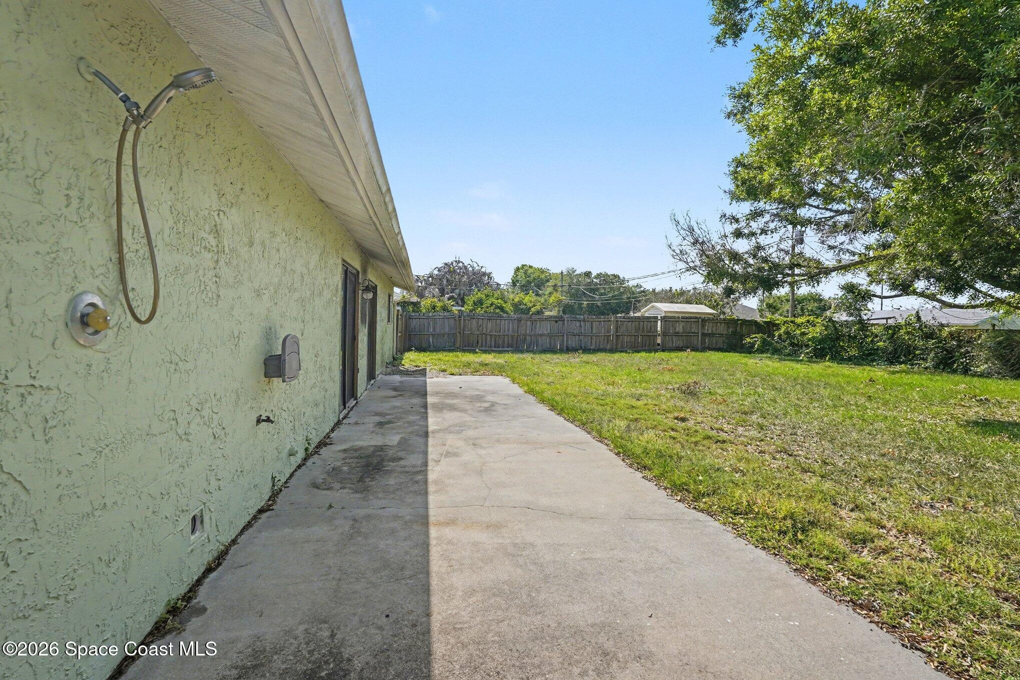 193 Mabry Street Sebastian, FL 32958 - Photo 25 of 25 025_file_6988