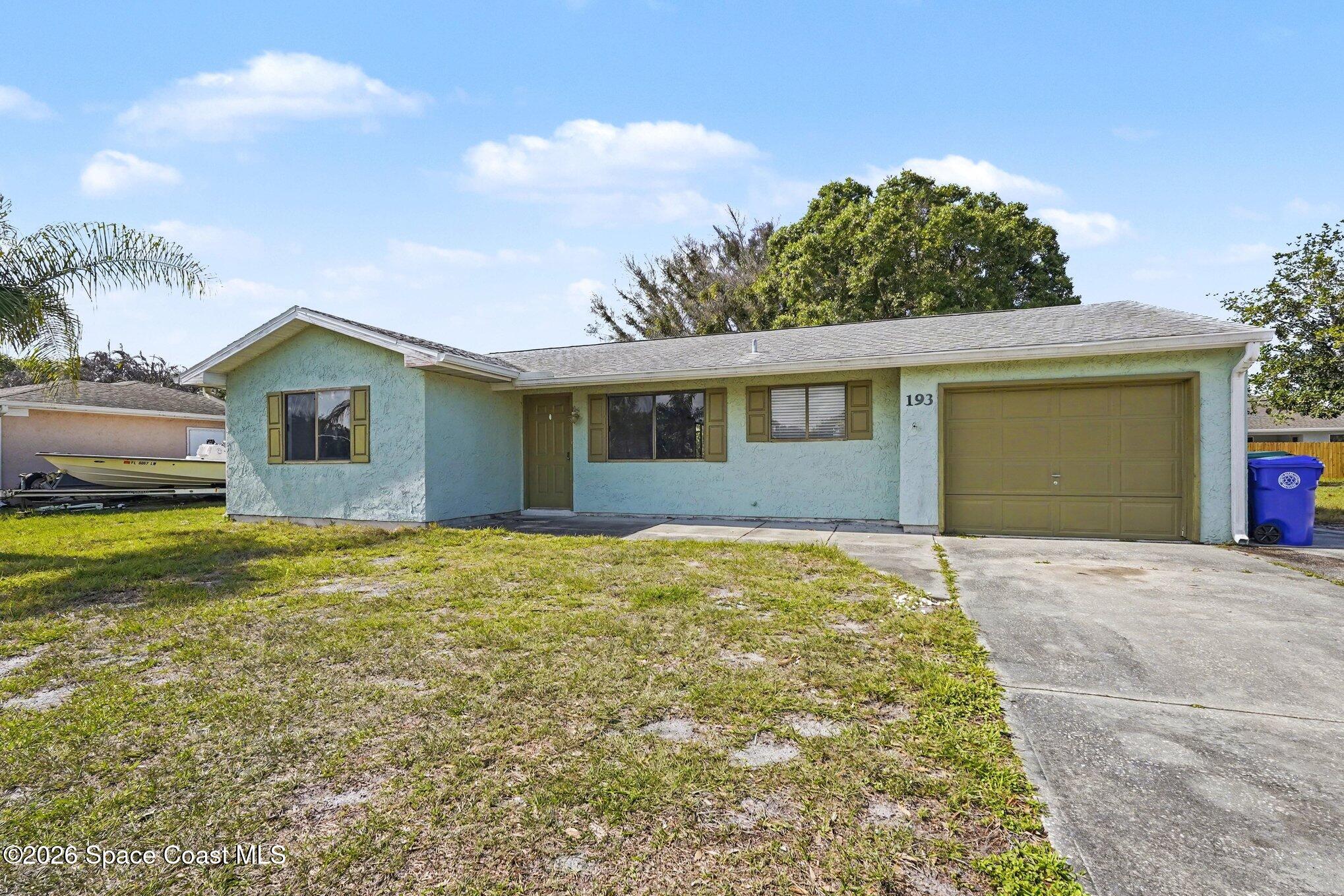 193 Mabry Street Sebastian, FL 32958 - Photo 3 of 25 003_file_6527