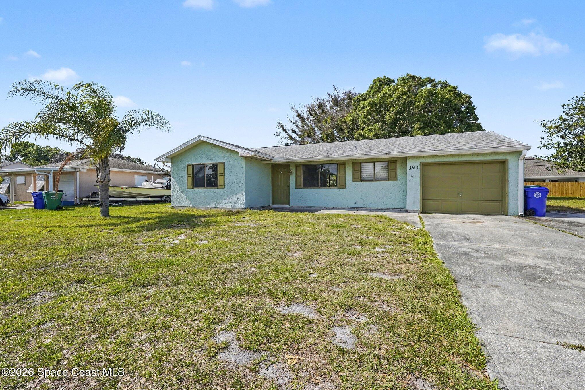 193 Mabry Street Sebastian, FL 32958 - Photo 5 of 25 005_file_3664
